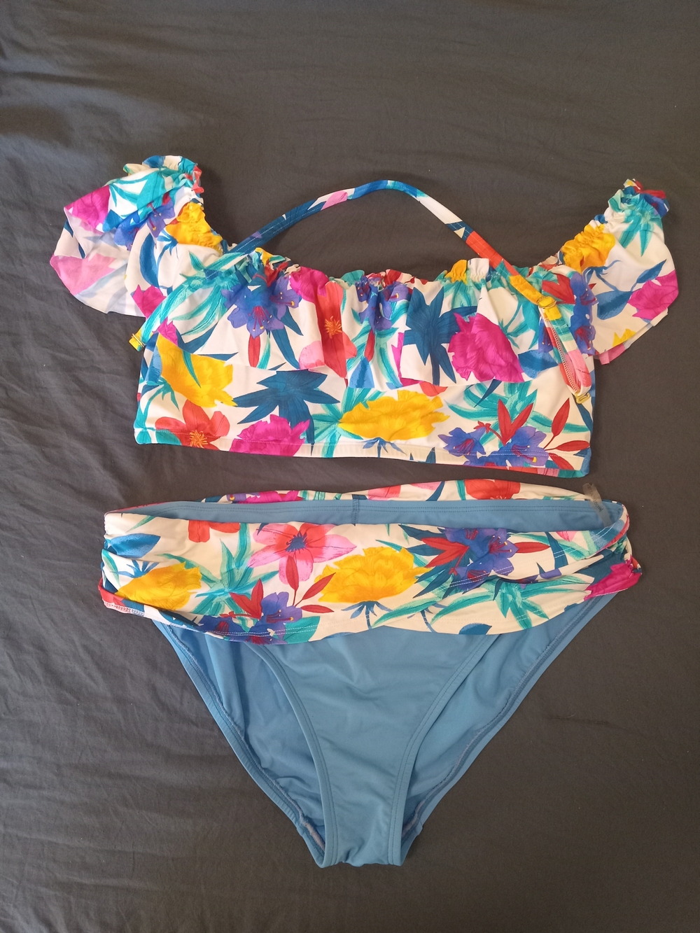Floral Off-Shoulder Bikini Set in Blue and Multi - Picture 6 of 13